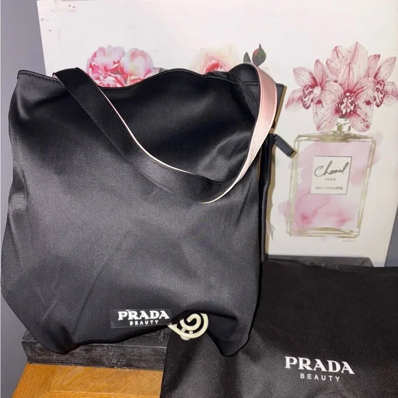 Prada Beauty Reversible Tote Bag - Picture 6 of 8